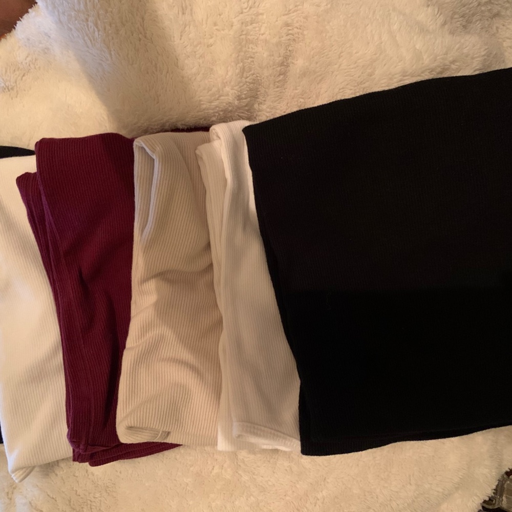 Old Navy First-Layer Rib-Knit Tank Top - Picture 2 of 4